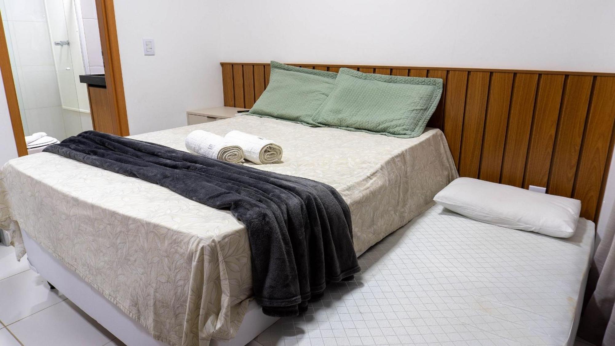 Flats Em Muro Alto No Mana